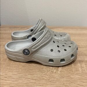 Little girl’s classic glitter crocs, size 11, good condition